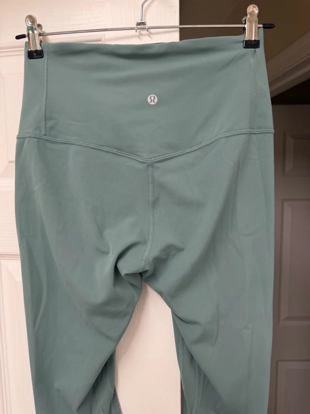 Lululemon Nulu Mesh Mid-Rise Yoga Crop 23” Tidewater Teal Size 8